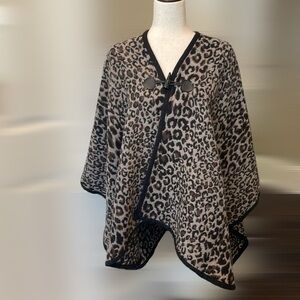 Steve Madden Cheetah Print Poncho Cape Black/Brown/Tan One Size